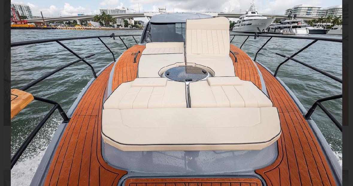 Private Yacht Charter (8)