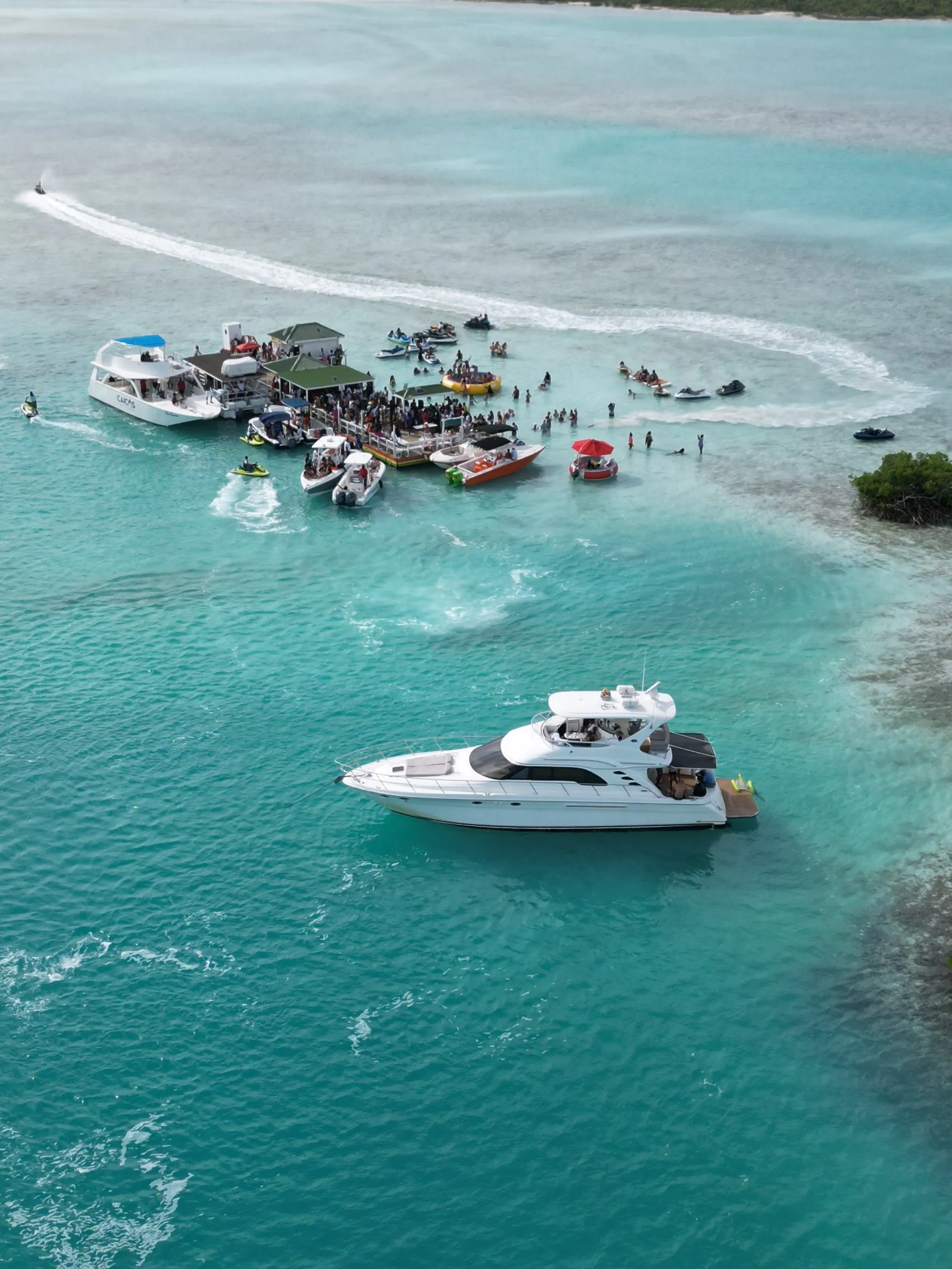 caicos_water_activity